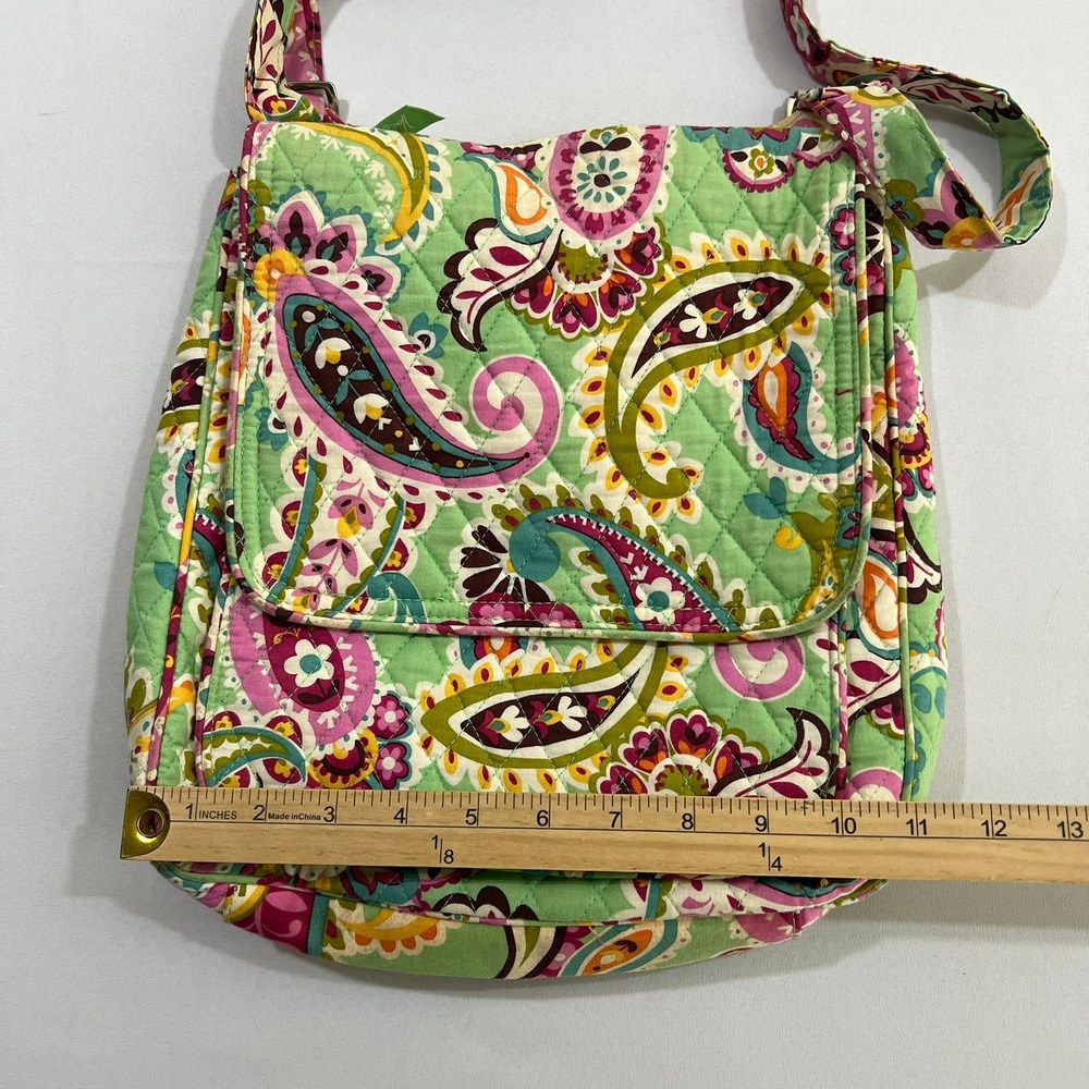 Vera Bradley Tutti Frutti Mailbag Crossbody Bag Quilted Green Pink Paisley - Picture 8 of 15
